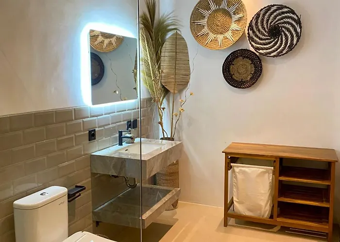 Ginas 3 Private Pool&modern Tropical